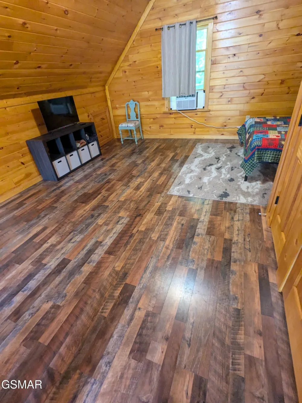 1039 Willard Way Sevierville, TN 37876