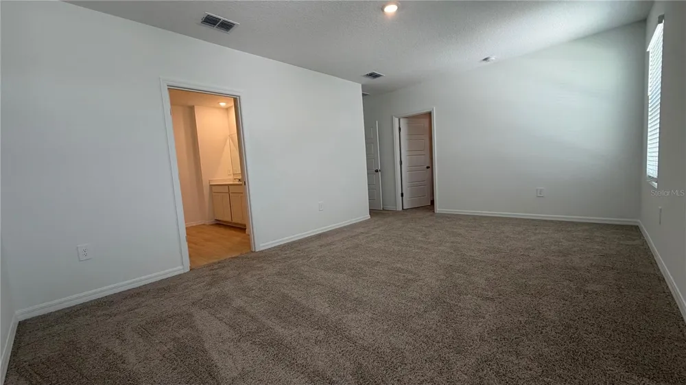 5152 NATIVE MILE LOOP Davenport, FL 33837