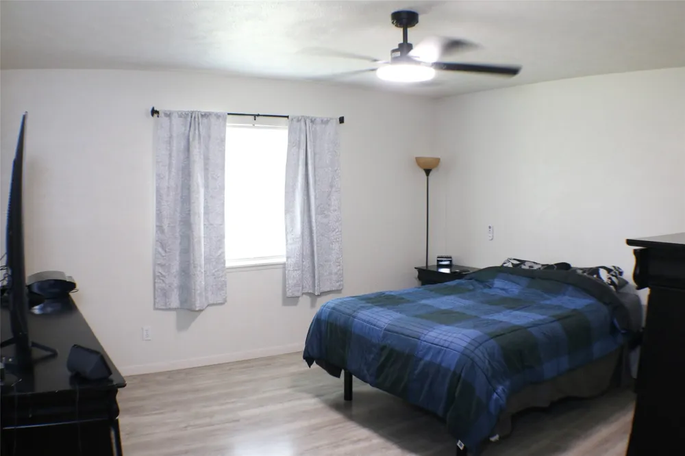 6925 Mid Cities Boulevard North Richland Hills, TX 76182