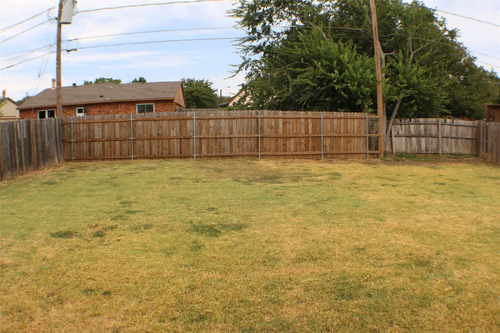 6925 Mid Cities Boulevard North Richland Hills, TX 76182