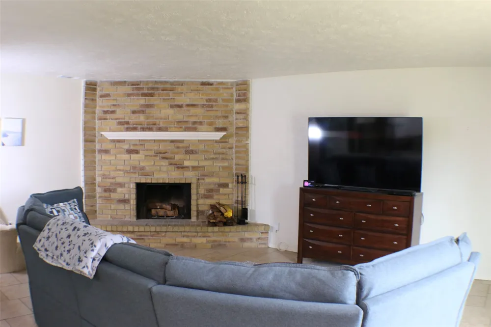 6925 Mid Cities Boulevard North Richland Hills, TX 76182