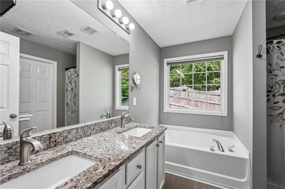 233 Arbor Creek Drive Dallas, GA 30157