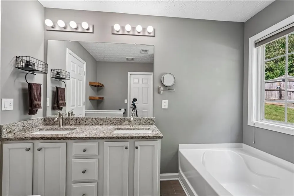233 Arbor Creek Drive Dallas, GA 30157