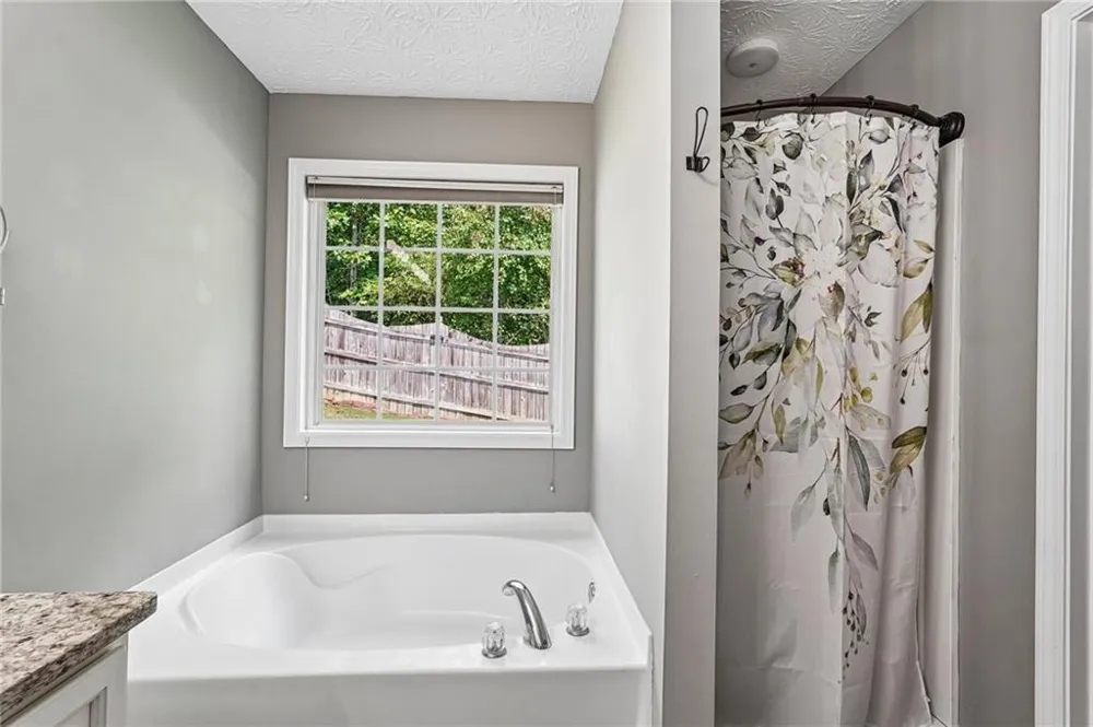 233 Arbor Creek Drive Dallas, GA 30157
