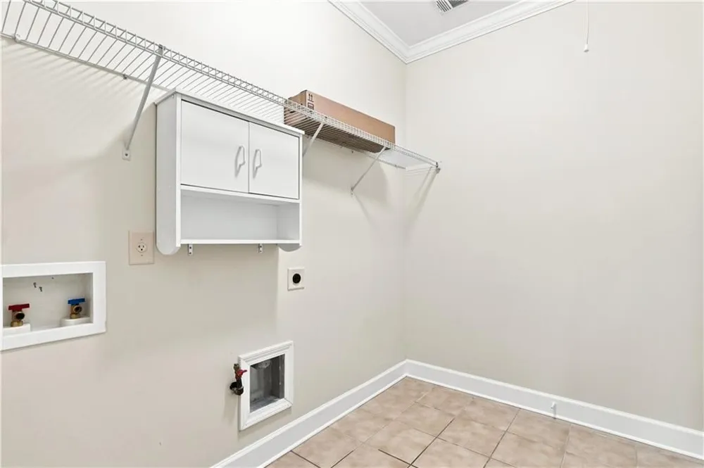 637 Laurel Crossing Canton, GA 30114