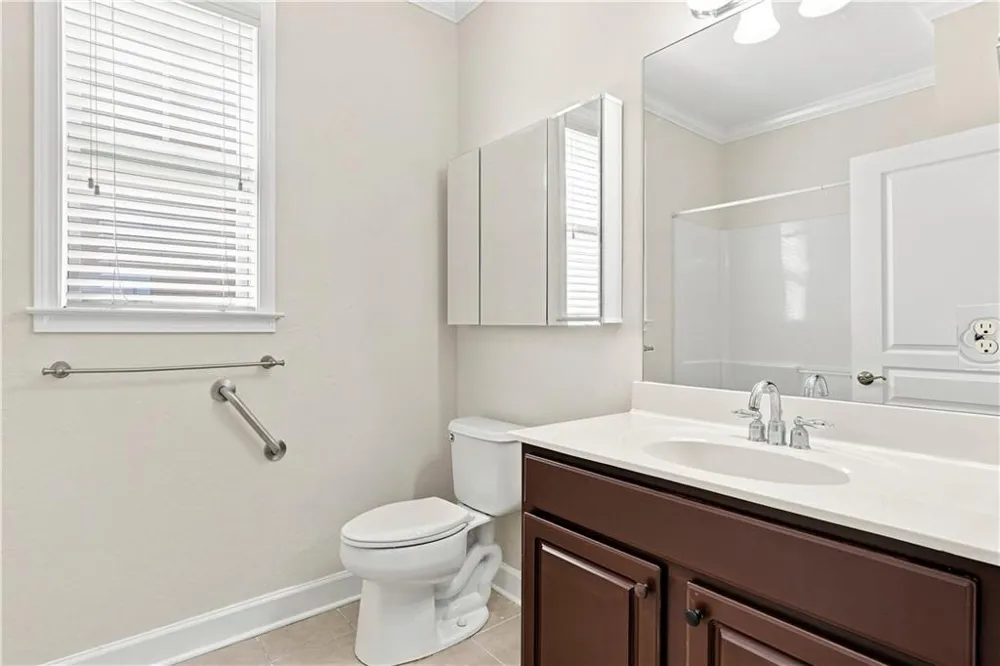 637 Laurel Crossing Canton, GA 30114