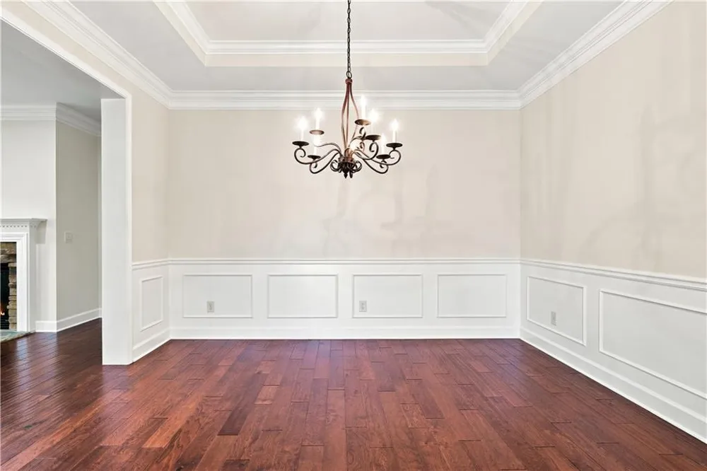 637 Laurel Crossing Canton, GA 30114