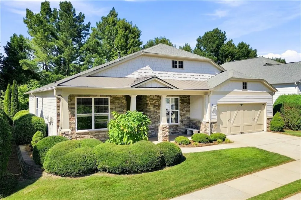 637 Laurel Crossing Canton, GA 30114