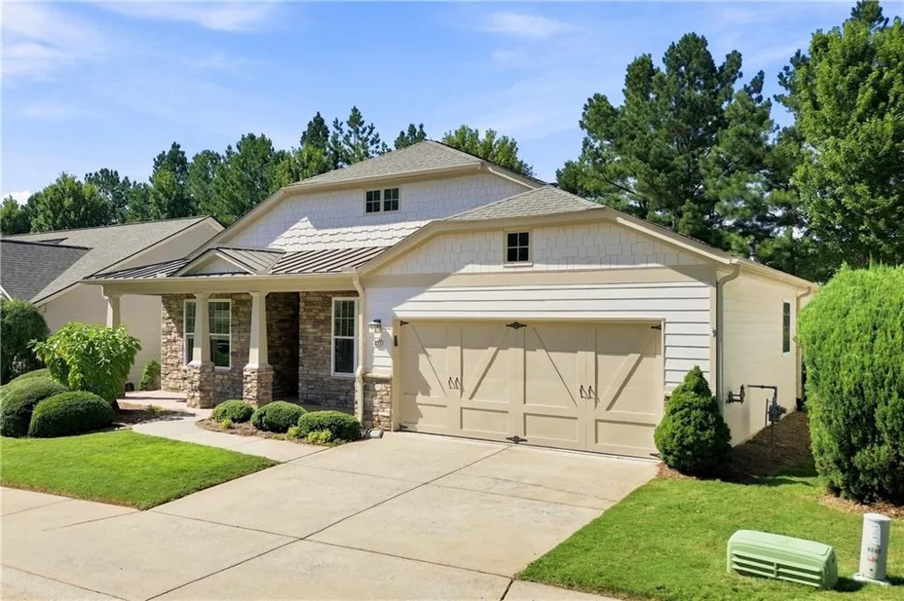 637 Laurel Crossing Canton, GA 30114
