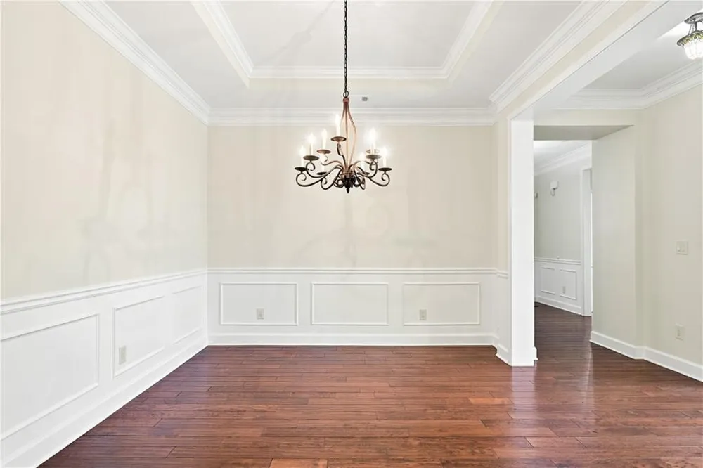 637 Laurel Crossing Canton, GA 30114