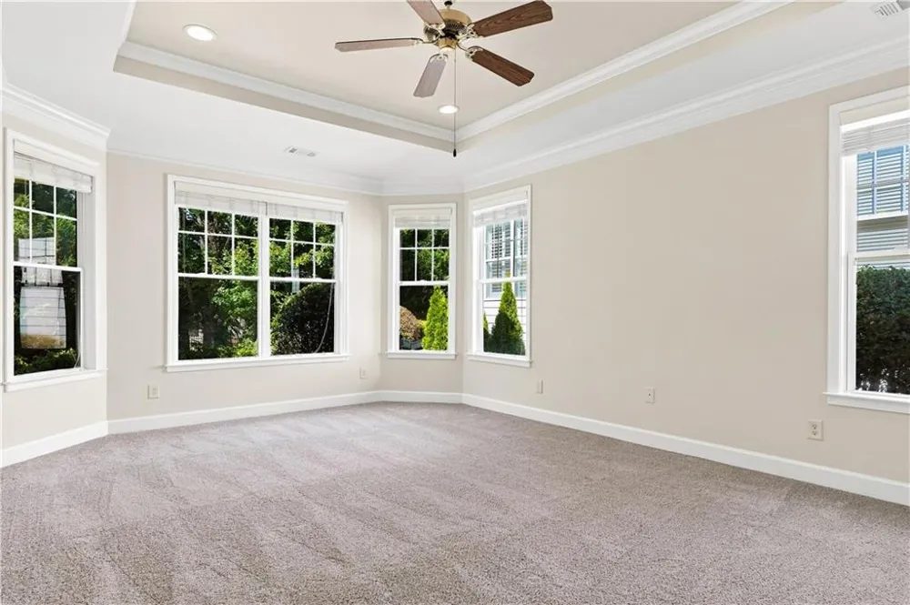 637 Laurel Crossing Canton, GA 30114