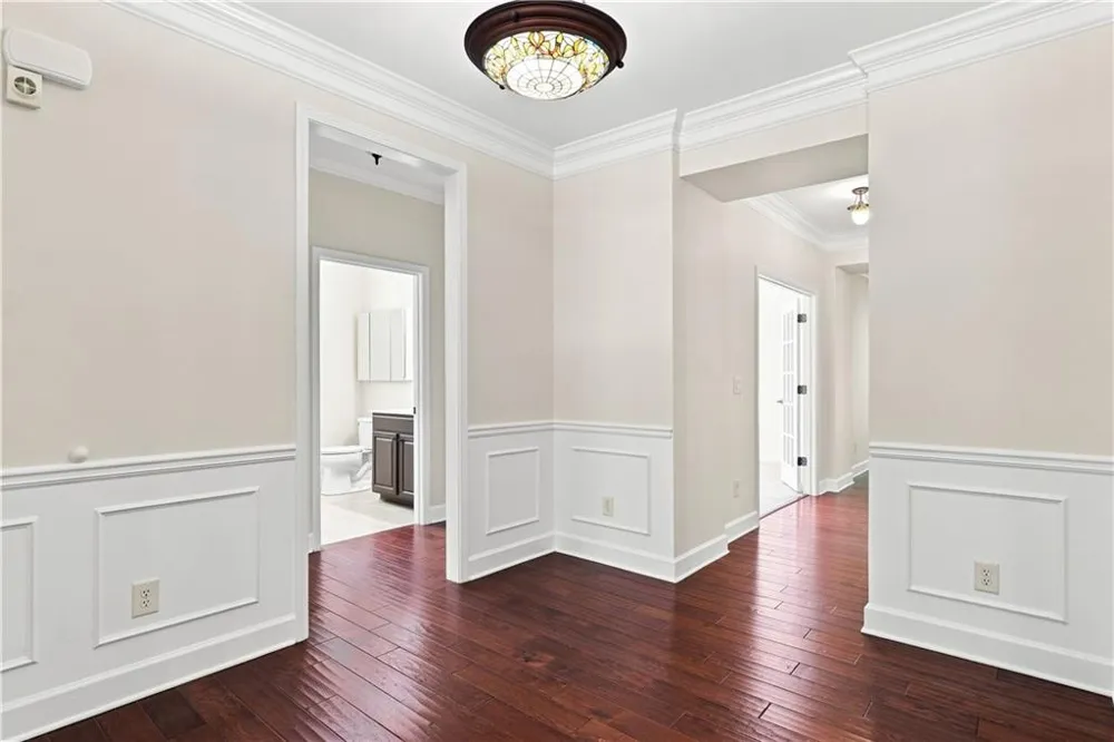 637 Laurel Crossing Canton, GA 30114