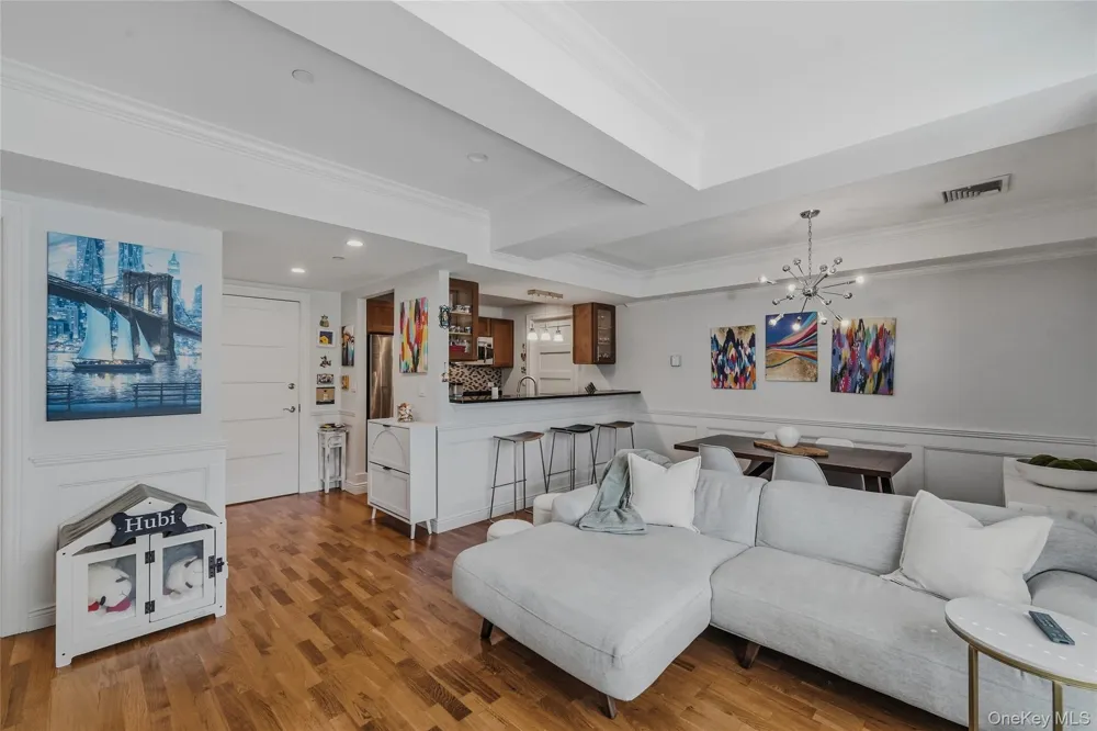 225 Stanley Avenue #121 Mamaroneck, NY 10543