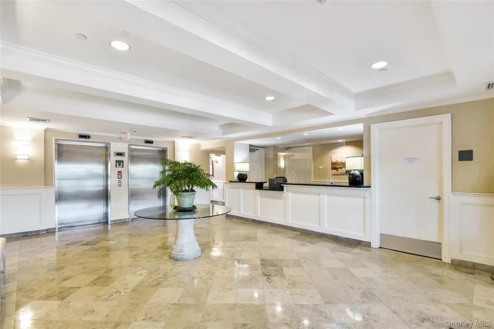 225 Stanley Avenue #121 Mamaroneck, NY 10543