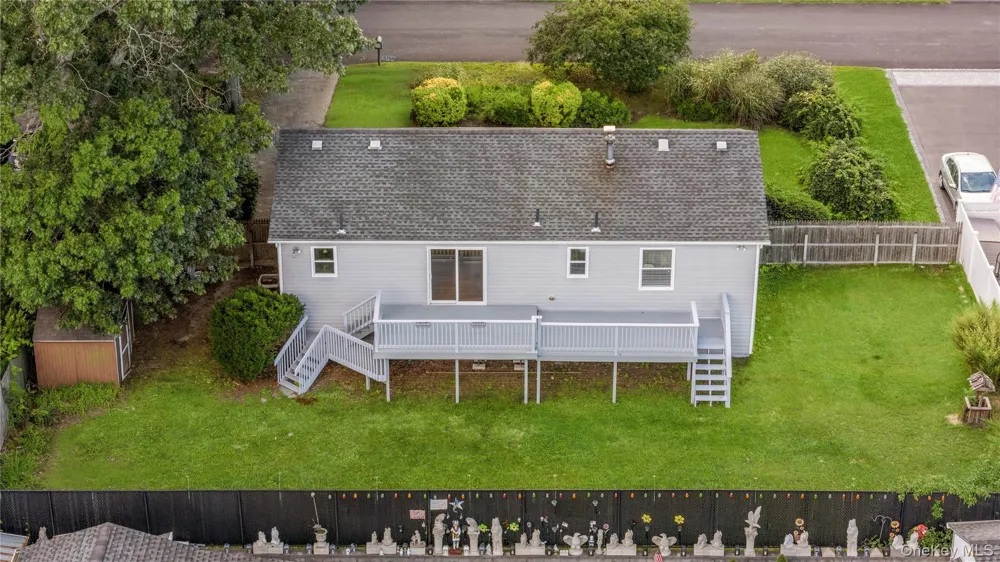 31 Concord Road Shirley, NY 11967