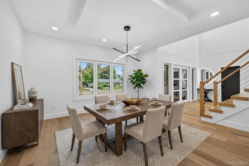 364 Old Farmingdale Road West Babylon, NY 11704