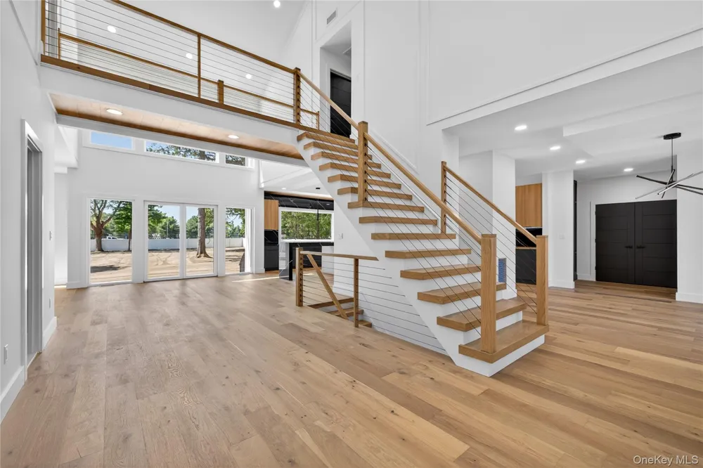 364 Old Farmingdale Road West Babylon, NY 11704