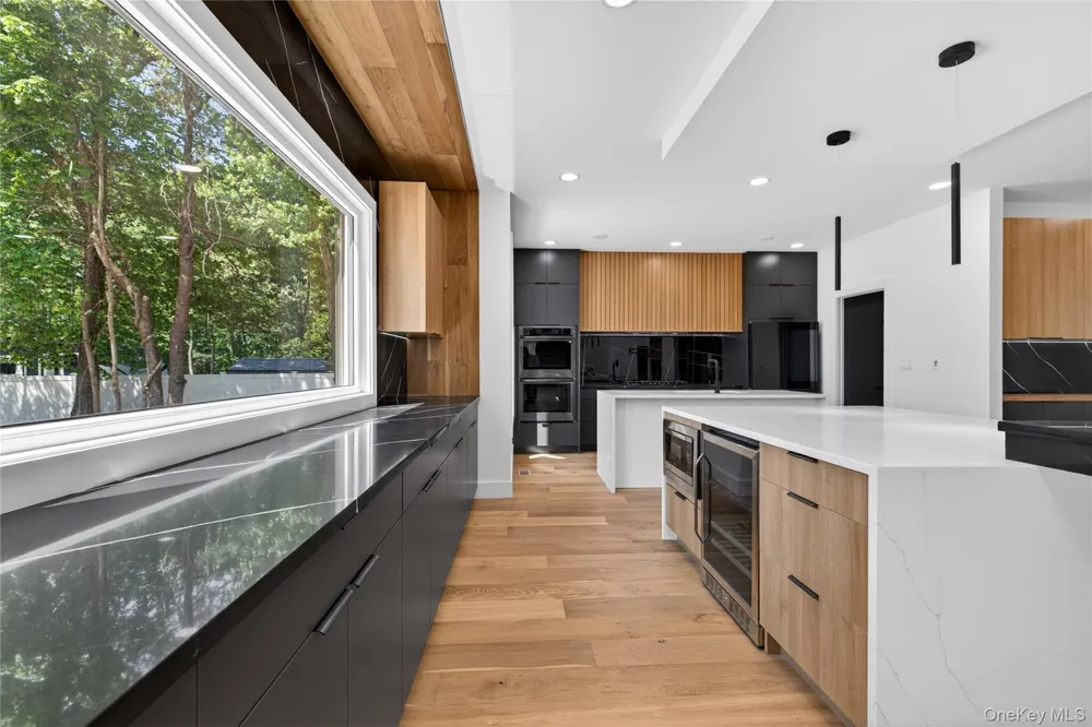 364 Old Farmingdale Road West Babylon, NY 11704