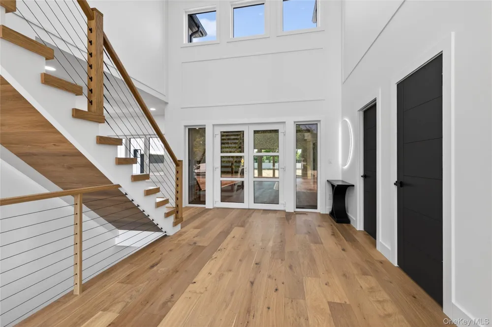 364 Old Farmingdale Road West Babylon, NY 11704