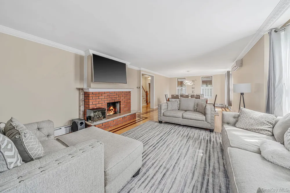 646 Clintonville Street Whitestone, NY 11357