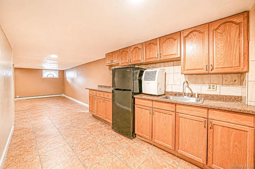 646 Clintonville Street Whitestone, NY 11357