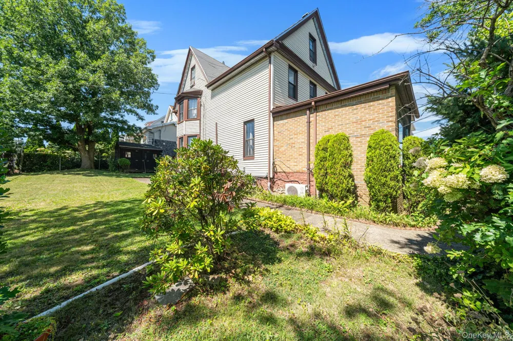 646 Clintonville Street Whitestone, NY 11357