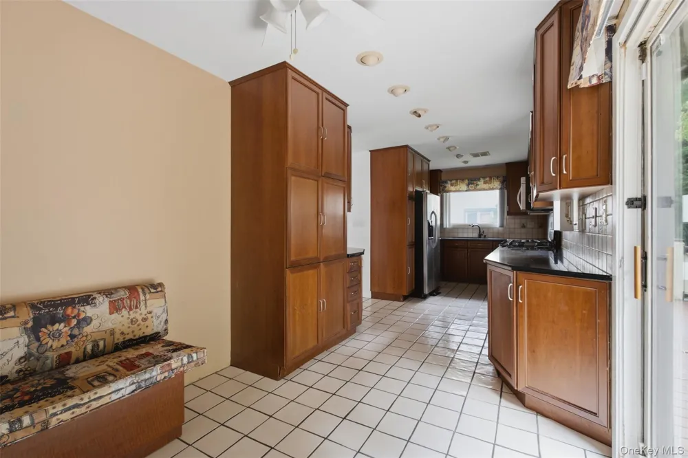 14 Dakota Court Suffern, NY 10901