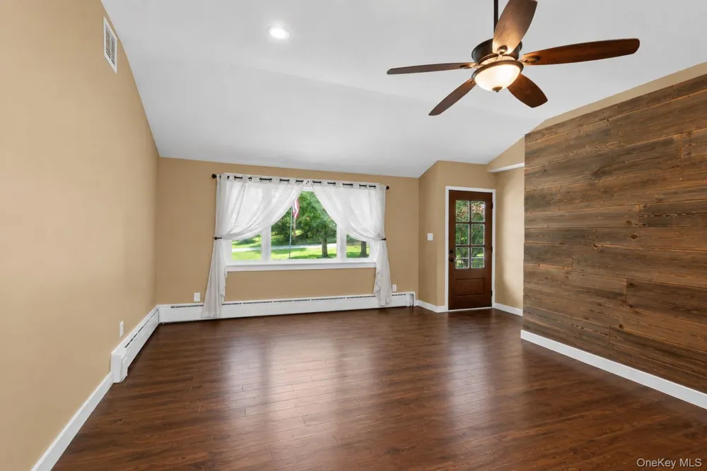 499 Old Dutch Hollow Road Monroe, NY 10950