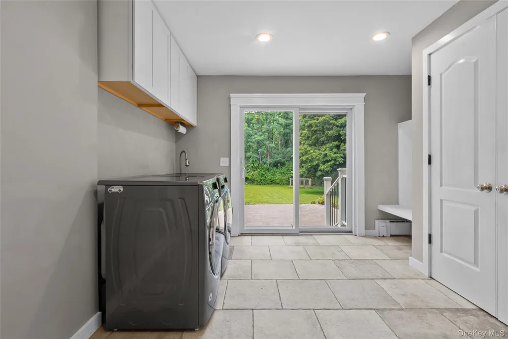 499 Old Dutch Hollow Road Monroe, NY 10950