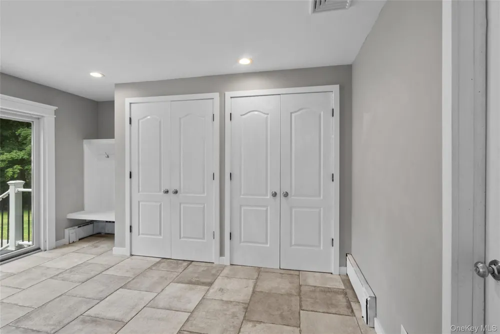 499 Old Dutch Hollow Road Monroe, NY 10950