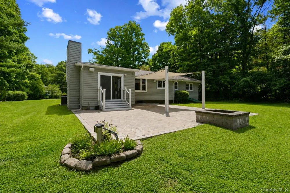 499 Old Dutch Hollow Road Monroe, NY 10950