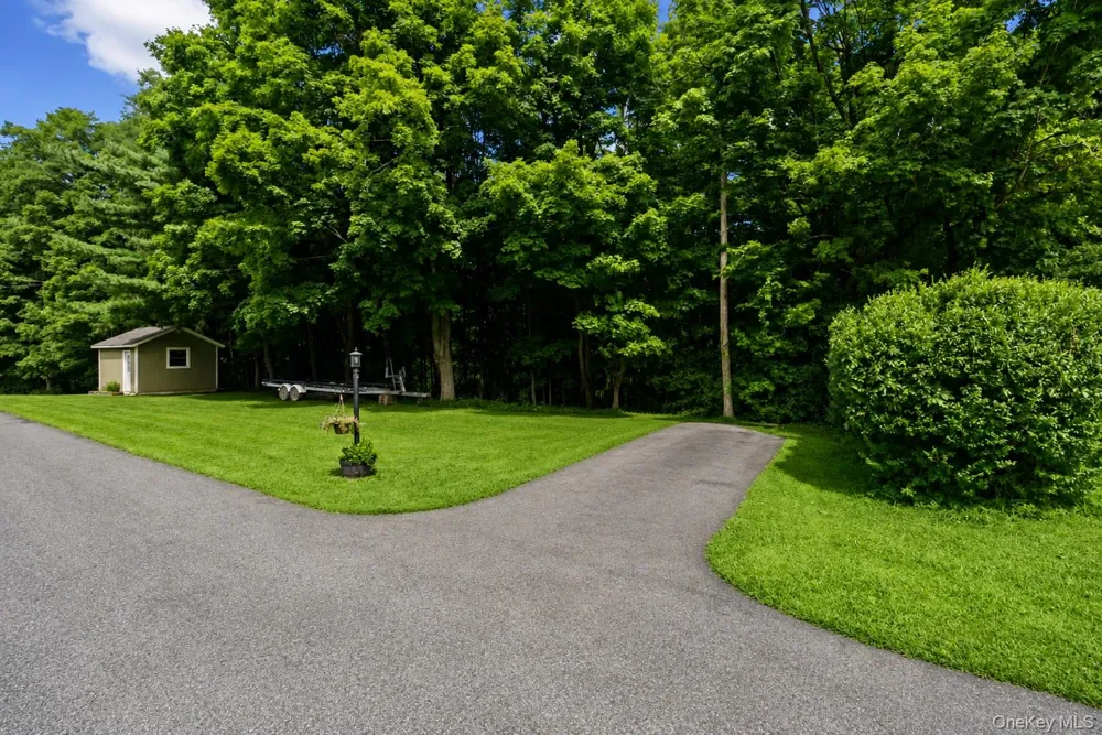 499 Old Dutch Hollow Road Monroe, NY 10950