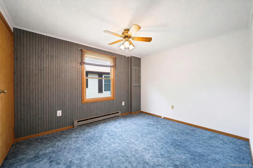 17 Dogwood Lane Manorville, NY 11949