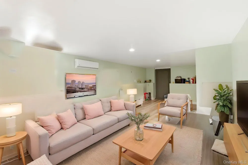 135 Beechwood Avenue Mount Vernon, NY 10553