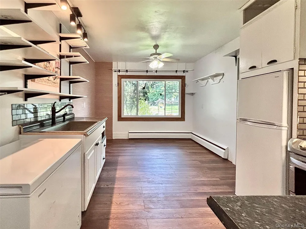 110 Montgomery Street Rhinebeck, NY 12572