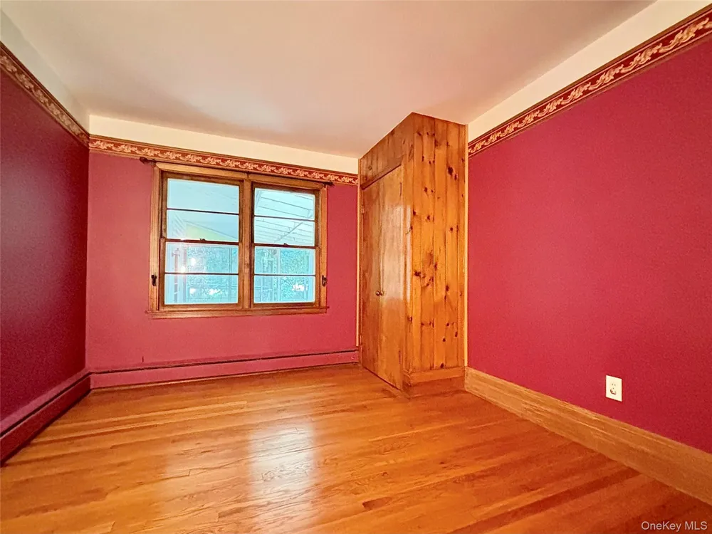 110 Montgomery Street Rhinebeck, NY 12572