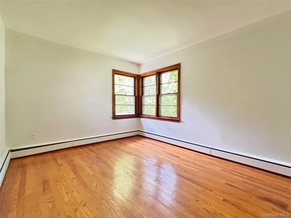 110 Montgomery Street Rhinebeck, NY 12572