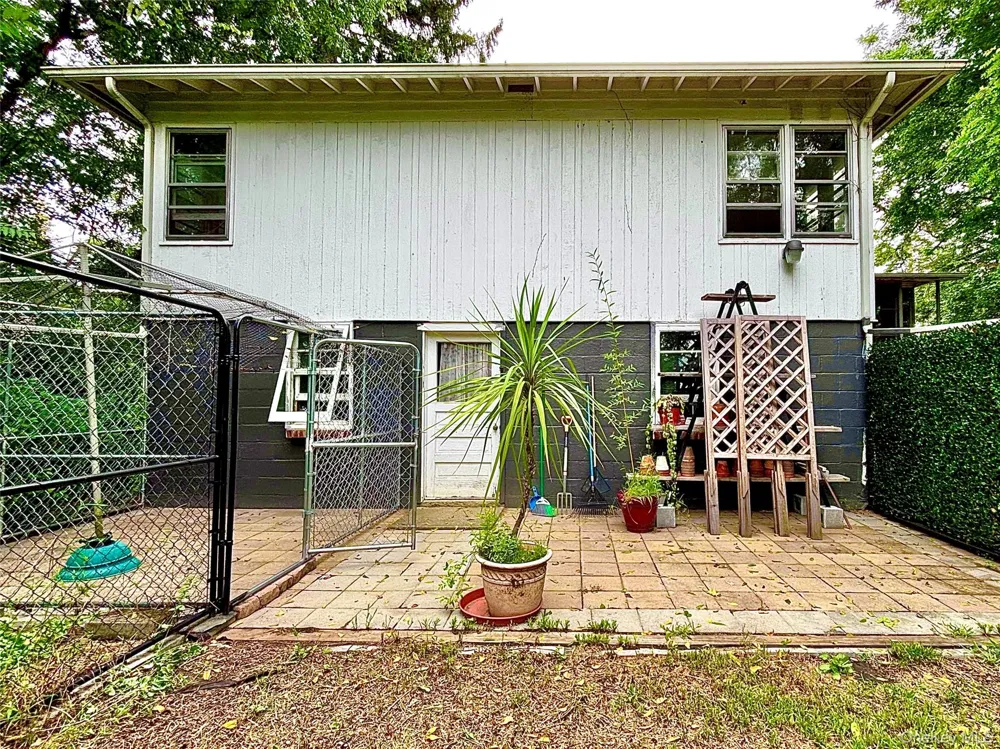 110 Montgomery Street Rhinebeck, NY 12572