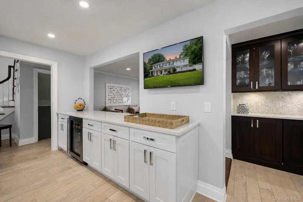 64 Cornflower Lane East Northport, NY 11731