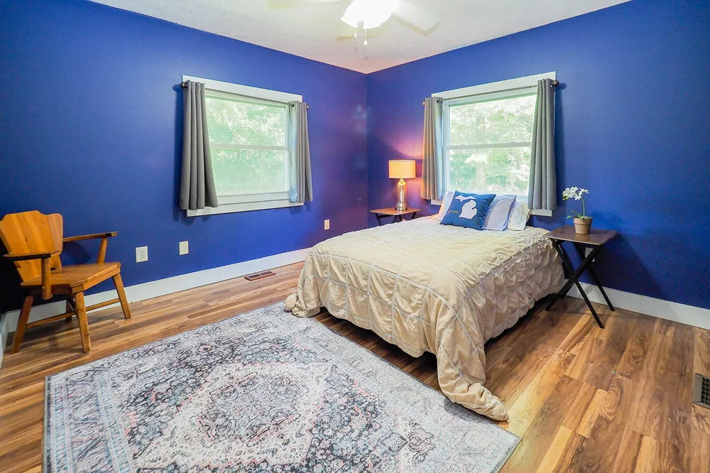 557 W James Street Lawrence, MI 49064