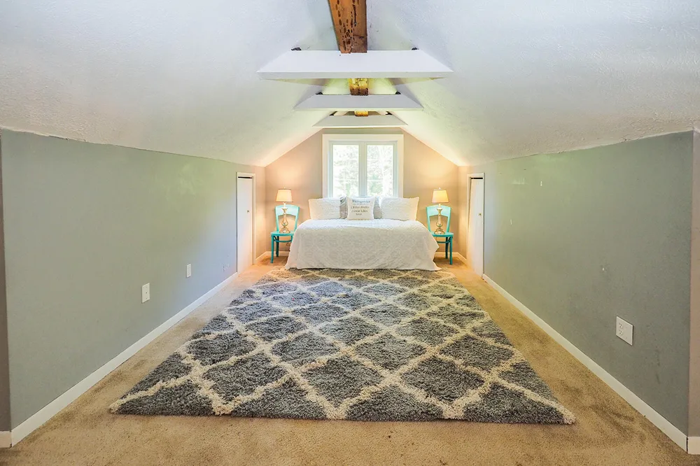 557 W James Street Lawrence, MI 49064