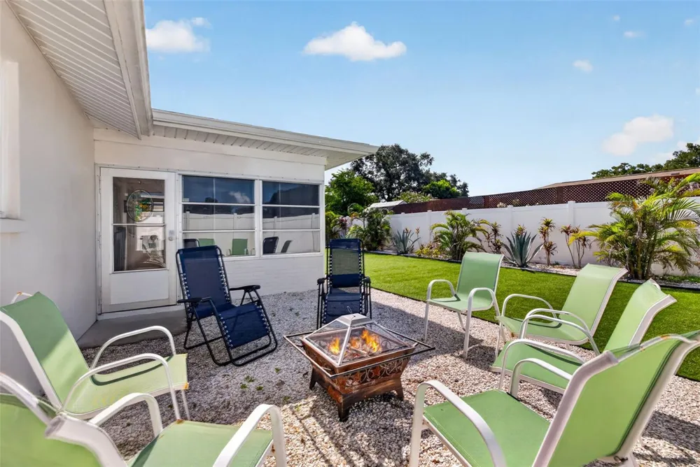 1737 STARLIGHT DRIVE Clearwater, FL 33755