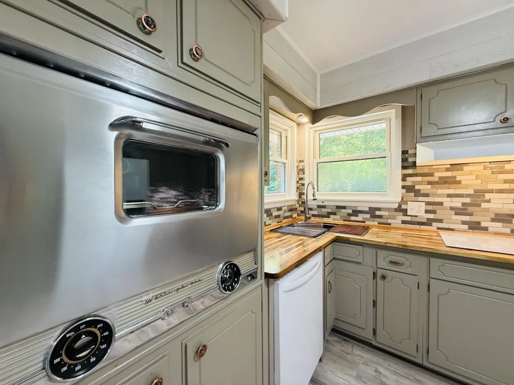 1329 Cloverdale Drive Hixson, TN 37343