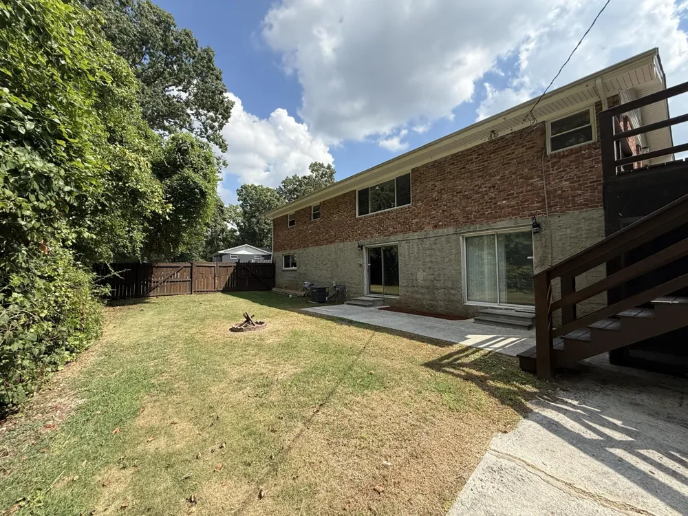1329 Cloverdale Drive Hixson, TN 37343