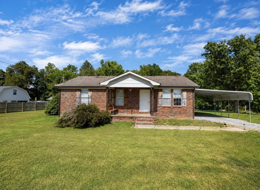 423 Eagle Creek Rd Smithville, TN 37166
