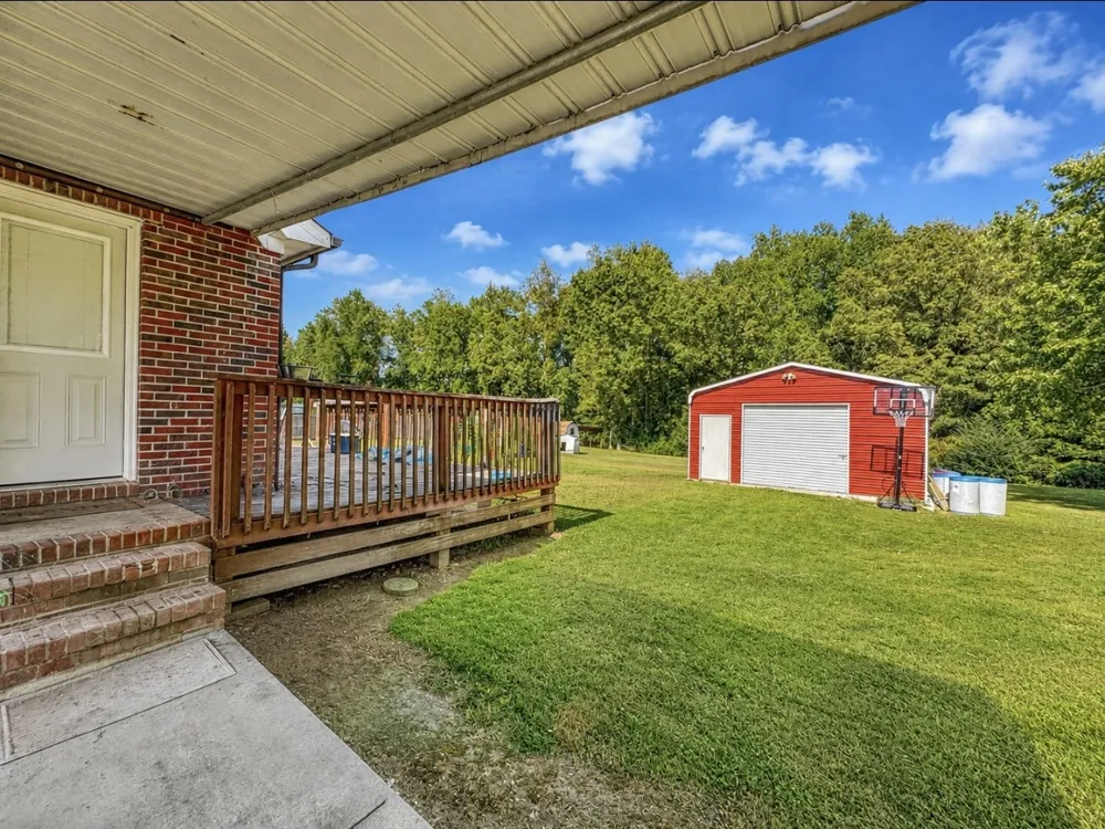 423 Eagle Creek Rd Smithville, TN 37166