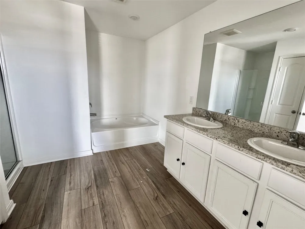 267 Surrey Oaks Maxwell, TX 78656
