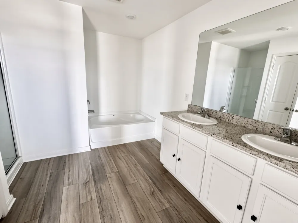 267 Surrey Oaks Maxwell, TX 78656