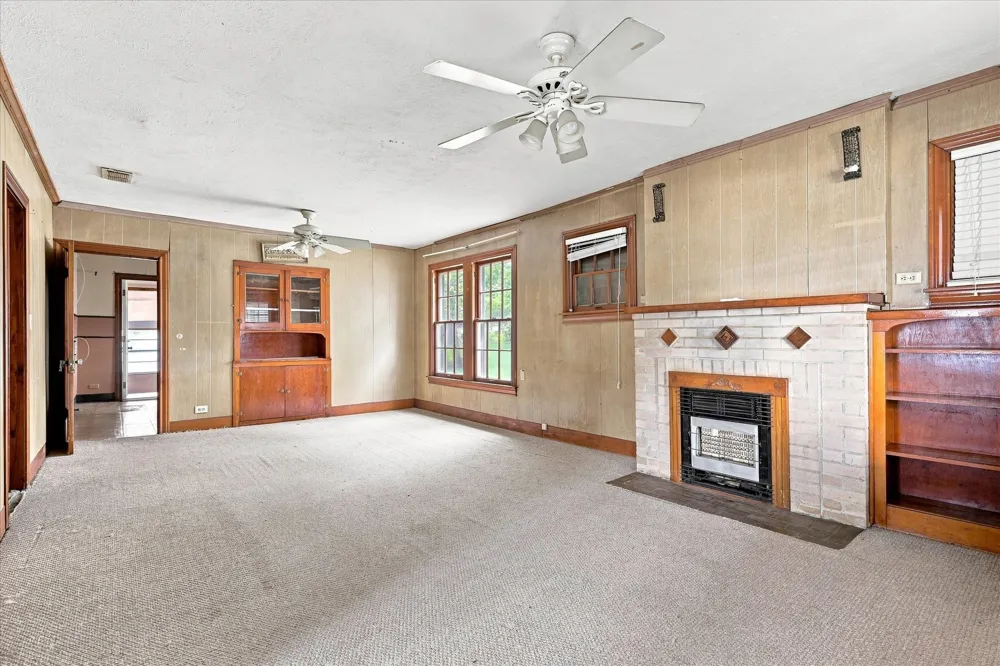 220 S 2nd Street Wills Point, TX 75169