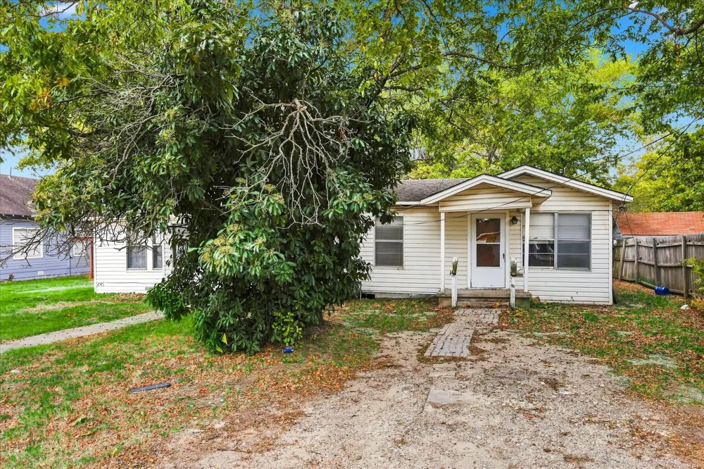 220 S 2nd Street Wills Point, TX 75169